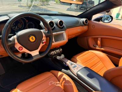 Ferrari California California 4.3 dct , Service Ferrari , PPF , Consegnata tagliandata Ferrari! Nero usata Crevalcore