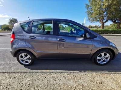 Mercedes-Benz Classe A A 180 CDI Elegance 2011 Grigio usata Barletta
