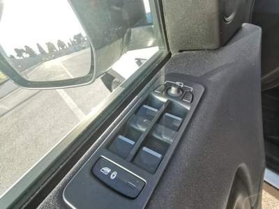 Land Rover Discovery Sport 150 CV Auto Business Edition Pure Bianco usata Barletta