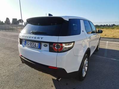 Land Rover Discovery Sport 150 CV Auto Business Edition Pure Bianco usata Barletta