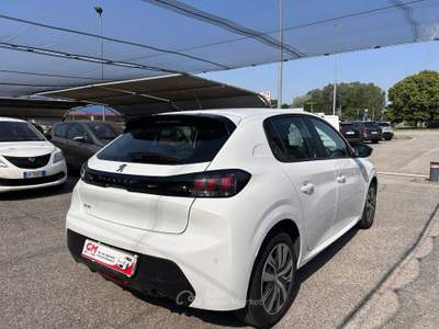 Peugeot 208 208 1.2 puretech Active s&amp;s 75cv Bianco usata NOALE