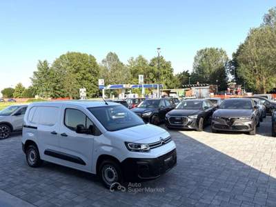 Citroen Berlingo BlueHDi Van Club M Bianco usata Russi