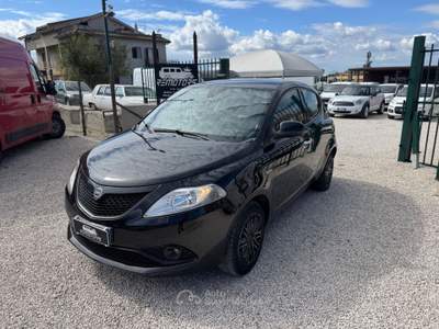 Lancia Ypsilon unico proprietario Nero usata MARINO