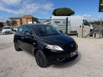 Lancia Ypsilon unico proprietario Nero usata MARINO