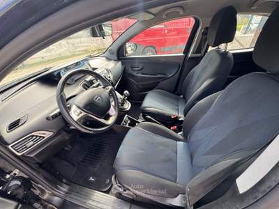 Lancia Ypsilon unico proprietario Nero usata MARINO