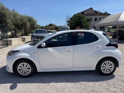 Toyota Yaris 5 porte Business Bianco usata MARINO