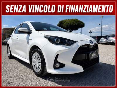 Toyota Yaris 5 porte Business Bianco usata MARINO