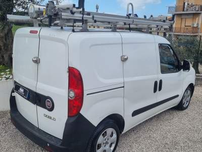 Fiat Doblò Doblo 1.6 MJT 105cv Allestimento interno esterno Bianco usata MARINO