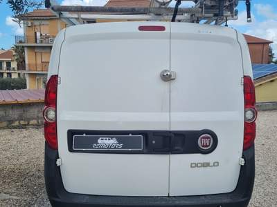 Fiat Doblò Doblo 1.6 MJT 105cv Allestimento interno esterno Bianco usata MARINO