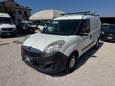Opel Combo 1.3 MULTIJET MODELLO MAXI usata MARINO