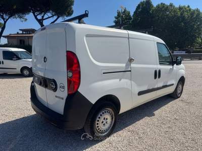 Opel Combo 1.3 MULTIJET MODELLO MAXI usata MARINO