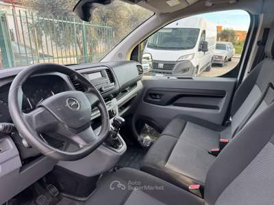 Opel Vivaro passo lungo trasporto farmaci HACCP usata MARINO