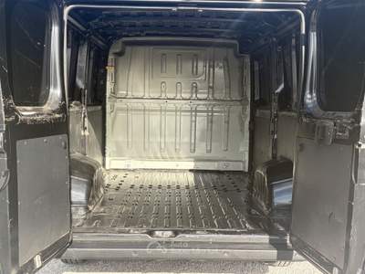 Peugeot Boxer LH1 2.2 120cv Nero usata MARINO