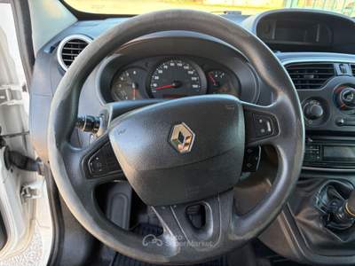 Renault Master Kangoo express MAXI 1.5dci Isotermico Bianco usata MARINO