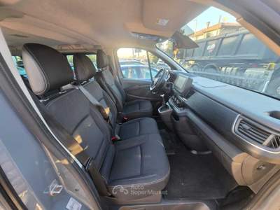 Renault Trafic Trafic Passenger 9 posti: spazio maxi, comfort top e viaggi XL Blu/Azzurro usata Riccione