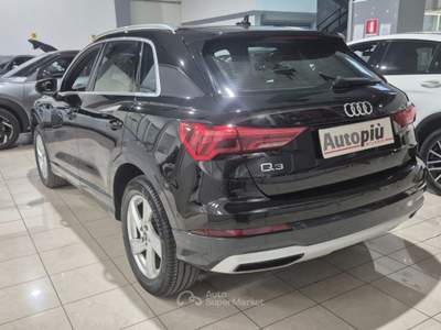 Audi Q3 35 TDI S tronic Business Advanced Nero usata Milano