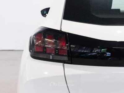 Peugeot 208 1.2 75 cv Stop&Start 5 porte Active Bianco usata Brescia