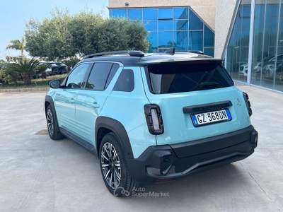 Renault 4 E-Tech Electric Comfort Range Iconic - possibilità noleggio no scoring Oro usata Gela