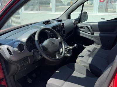 Citroen Berlingo OTTIMO STATO Rosso usata Parabita