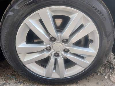 Peugeot 308 PEUGEOT 308 DIESEL EURO6 120CV GOMME NUOVE DISTBUZIONE FATTA Blu/Azzurro usata MUSSOMELI
