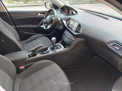 Peugeot 308 PEUGEOT 308 DIESEL EURO6 120CV GOMME NUOVE DISTBUZIONE FATTA Blu/Azzurro usata MUSSOMELI