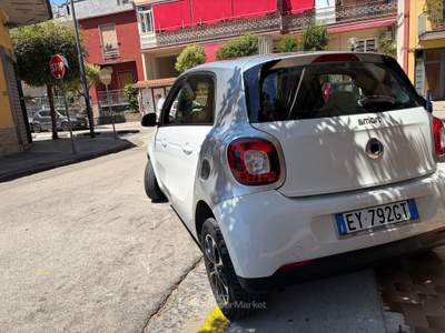Smart ForFour Non fumatori Bianco usata Pomigliano d'Arco