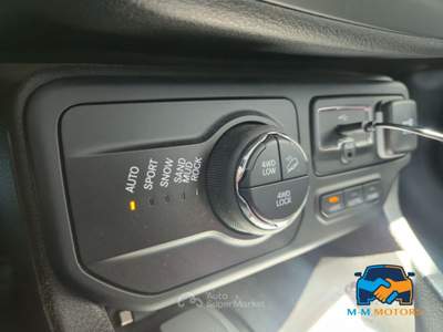 Jeep Renegade 1.3 t4 phev Trailhawk 4xe at6 Nero usata vicenza