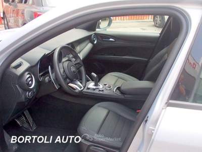 Alfa Romeo Stelvio 2.2 TD 210cv 54.000 KM MY23 AT8 Q4 SPRINT  Bianco usata Mirandola