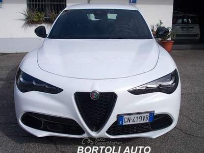 Alfa Romeo Stelvio 2.2 TD 210cv 54.000 KM MY23 AT8 Q4 SPRINT  Bianco usata Mirandola