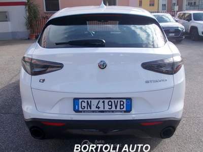 Alfa Romeo Stelvio 2.2 TD 210cv 54.000 KM MY23 AT8 Q4 SPRINT  Bianco usata Mirandola