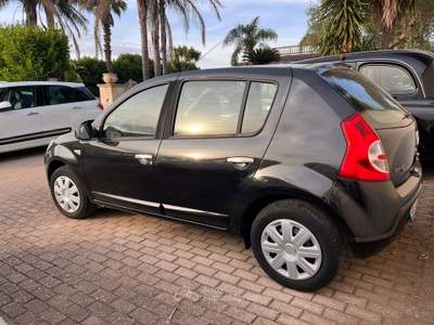 Dacia Sandero DACIA SANDERO 1.4 GPL Nero usata Sannicola