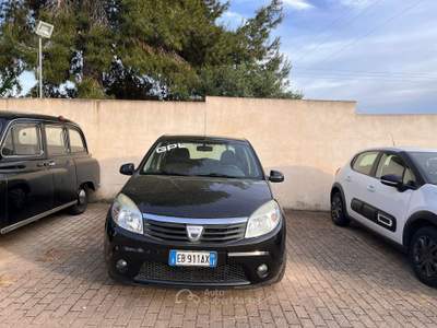 Dacia Sandero DACIA SANDERO 1.4 GPL Nero usata Sannicola
