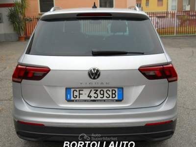 Volkswagen Tiguan 2.0 TDI 53.000 KM  SCR DSG LIFE AUTOMATICA Grigio usata Mirandola