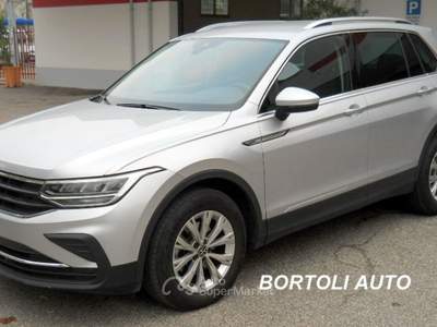 Volkswagen Tiguan 2.0 TDI 53.000 KM  SCR DSG LIFE AUTOMATICA Grigio usata Mirandola