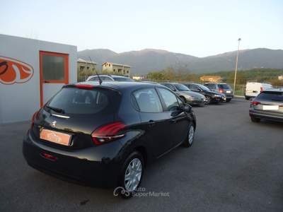 Peugeot 208 cv 1.6 ACTIVE 5p Grigio usata Isernia