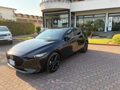 Mazda 3 2.0L eSkyactiv-G M-Hybrid Homura Nero usata Montagnana