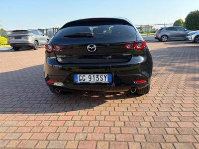 Mazda 3 2.0L eSkyactiv-G M-Hybrid Homura Nero usata Montagnana