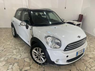 MINI Countryman Mini Cooper D Countryman ALL4 Automatica Bianco usata Aversa