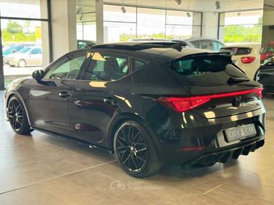 Seat Leon TOTAL BLACK Nero usata Verrone