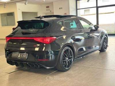 Seat Leon TOTAL BLACK Nero usata Verrone