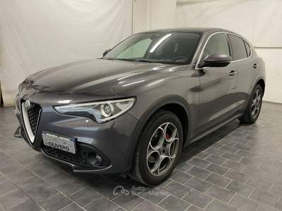 Alfa Romeo Stelvio 2.2 Turbodiesel 210 CV AT8 Q4 Executive Grigio usata Fossano