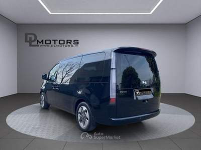 Hyundai Staria 2.2 2wd *9 posti *Prezzo + Iva Nero usata Biassono