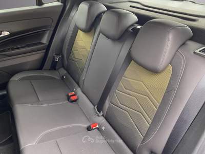 Jeep Avenger 1.2 turbo 100 Cv *Summit *Carplay *Neopatentati Nero usata Biassono