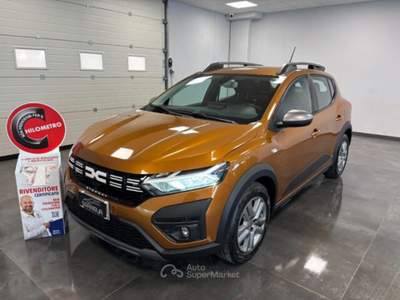 Dacia Sandero Stepway 1.0 GPL ECO-G Comfort SL DaciaPlus Arancione usata Qualiano