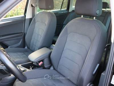 Volkswagen Tiguan 2021 Volkswagen Tiguan Highline 4Motion Navi R-Line PDC Pano Nero usata Capriate San Gervasio
