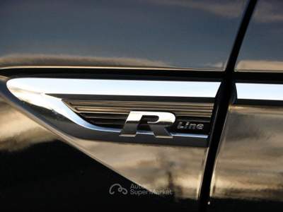 Volkswagen Tiguan 2021 Volkswagen Tiguan Highline 4Motion Navi R-Line PDC Pano Nero usata Capriate San Gervasio