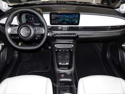 Fiat 600 LA PRIMA Hybrid DCT Navi PELLE+Massage Sitz+FULL-LED NUOVA!! Blu/Azzurro usata Roma