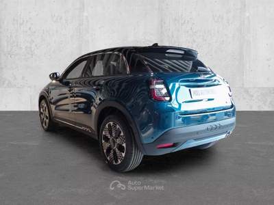 Fiat 600 LA PRIMA Hybrid DCT Navi PELLE+Massage Sitz+FULL-LED NUOVA!! Blu/Azzurro usata Roma