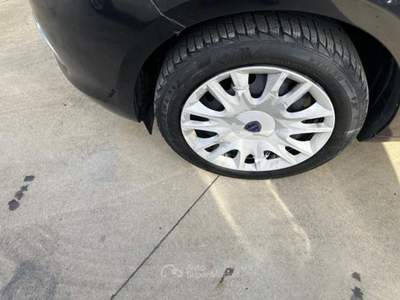 Lancia Ypsilon 5p.S&S Gold Imp.Gpl nuovo Nero usata Qualiano
