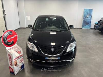 Lancia Ypsilon Multijet 95 CV Gold Nero usata Qualiano